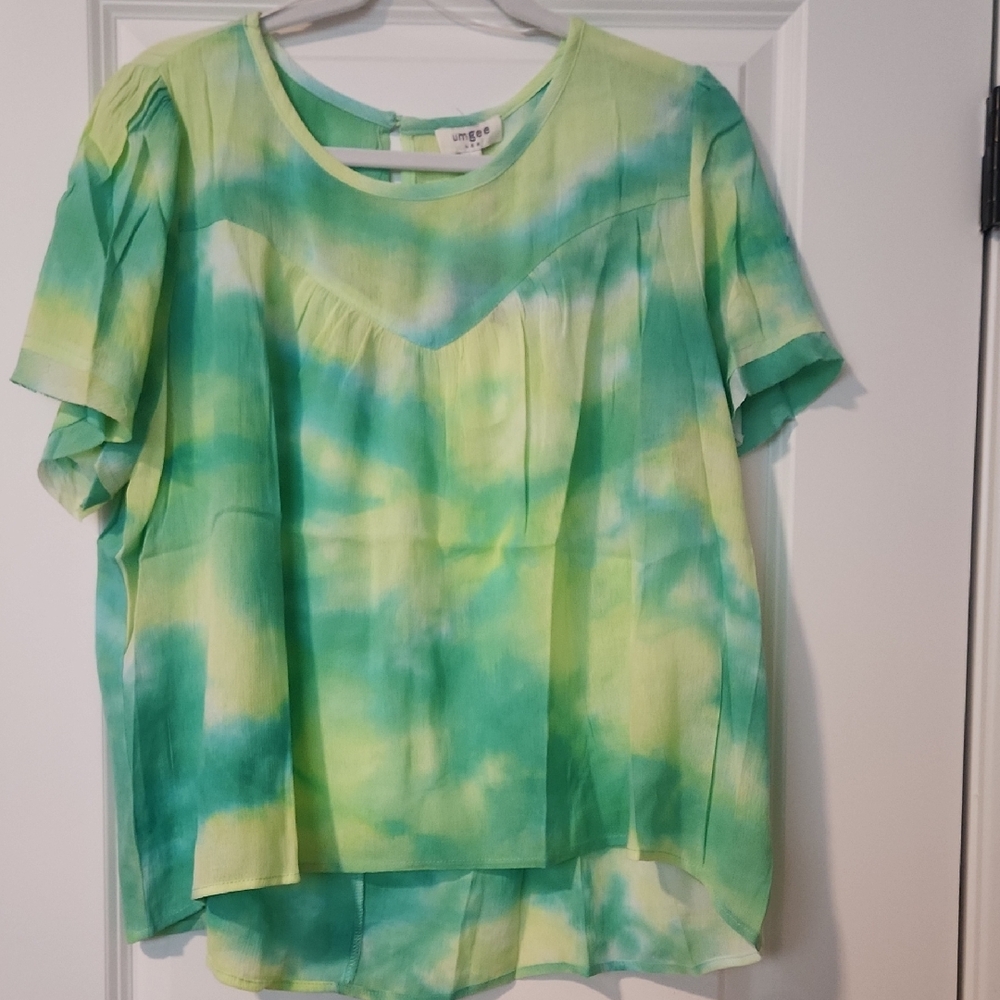 NWT- Womens Umgee Green and Yellow Tye Die Boxy Short Sleeve Blouse Size Large